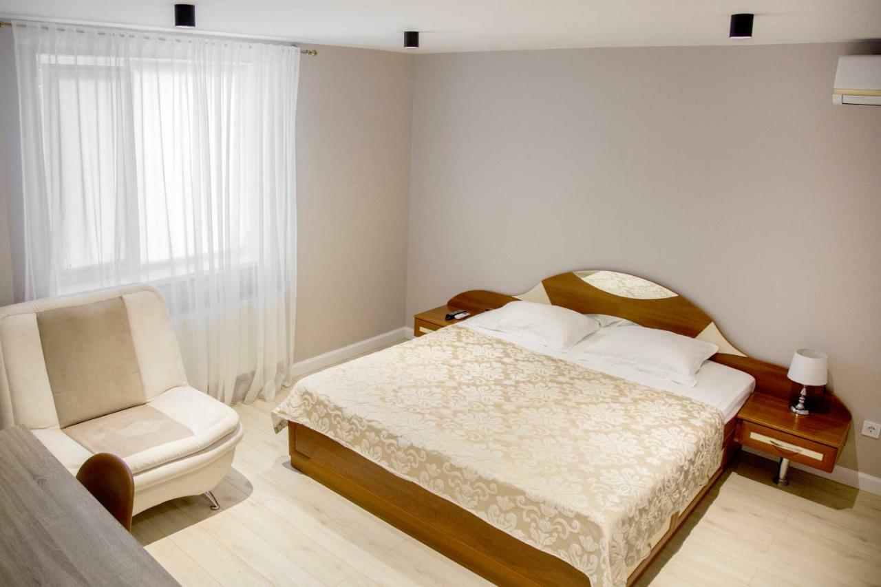 Vip Hotel 伊斯梅尔 外观 照片